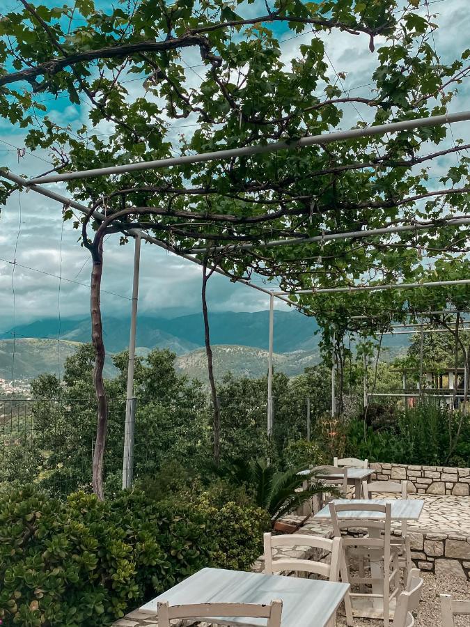 Elea Guesthouse Химара Экстерьер фото