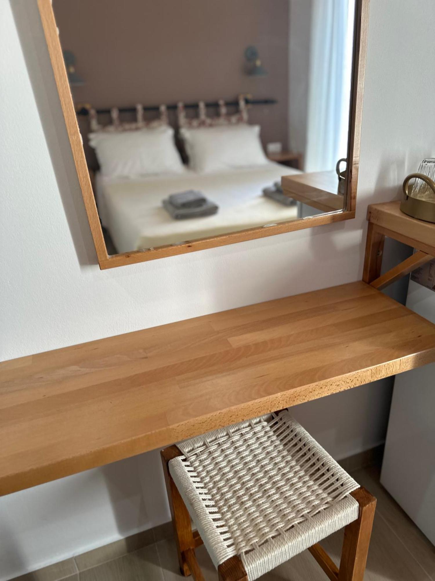 Elea Guesthouse Химара Экстерьер фото