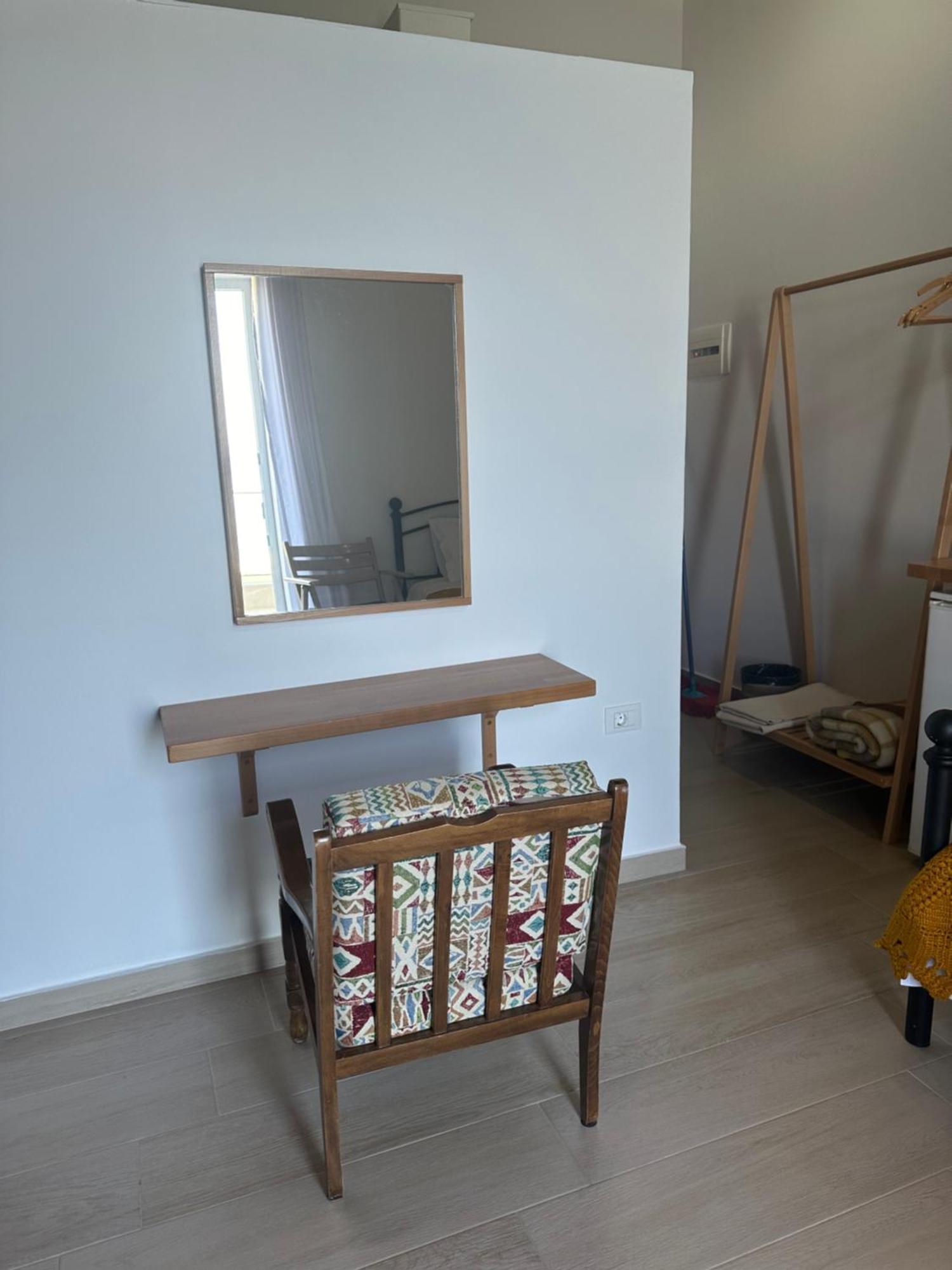 Elea Guesthouse Химара Экстерьер фото